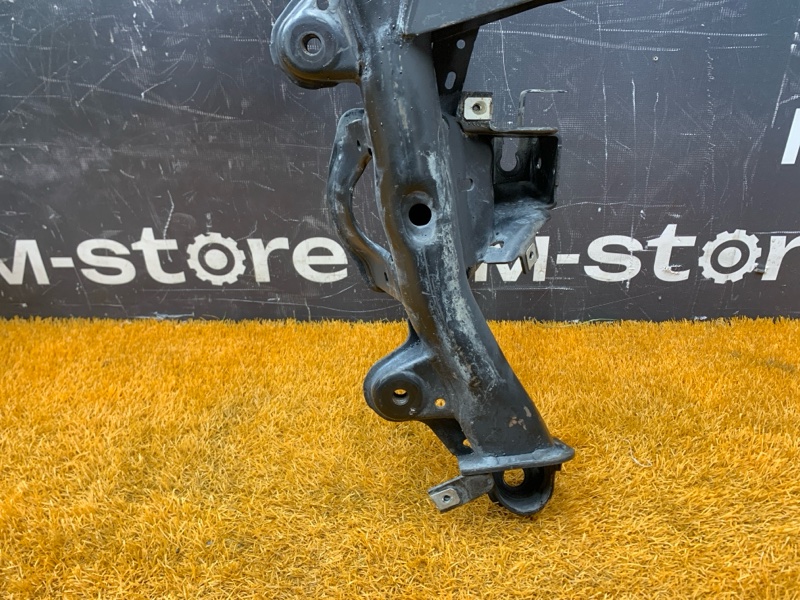 Балка поперечная (подрамник), 10200 рублей, Красноярск