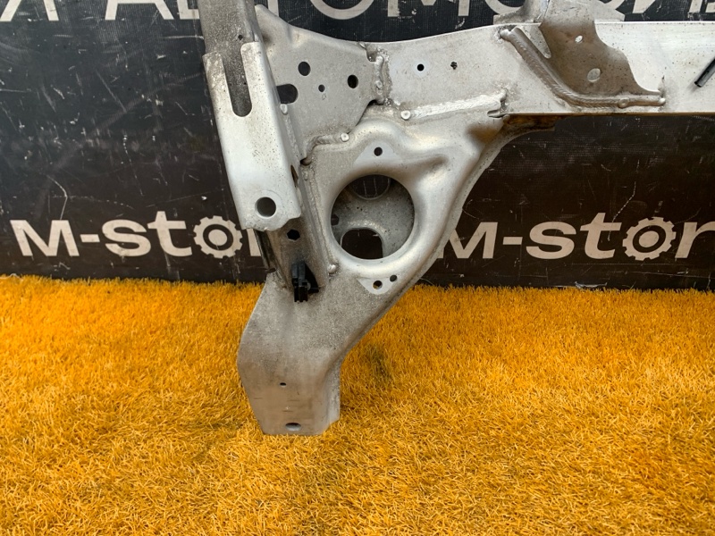 Балка поперечная (подрамник), 2000 рублей, Красноярск