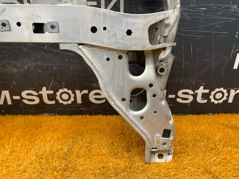 Балка поперечная (подрамник), 2000 рублей, Красноярск