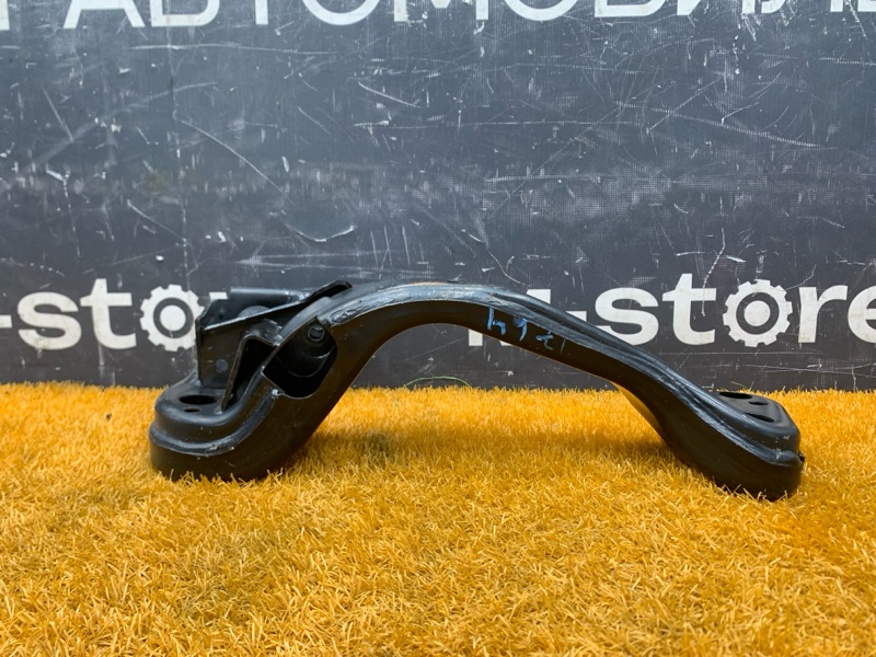 Кронштейн КПП, 500 рублей, Красноярск