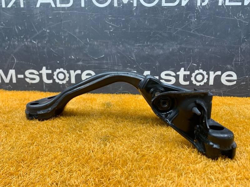 Кронштейн КПП, 500 рублей, Красноярск