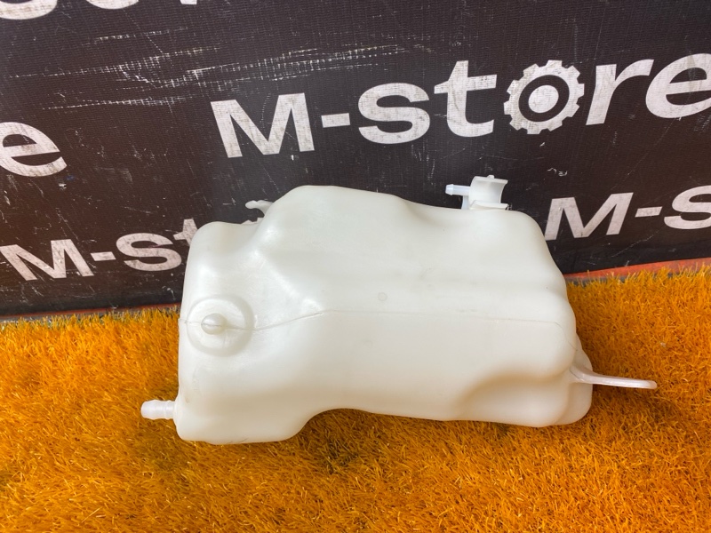 Бачок омывателя фар, 350 рублей, Красноярск