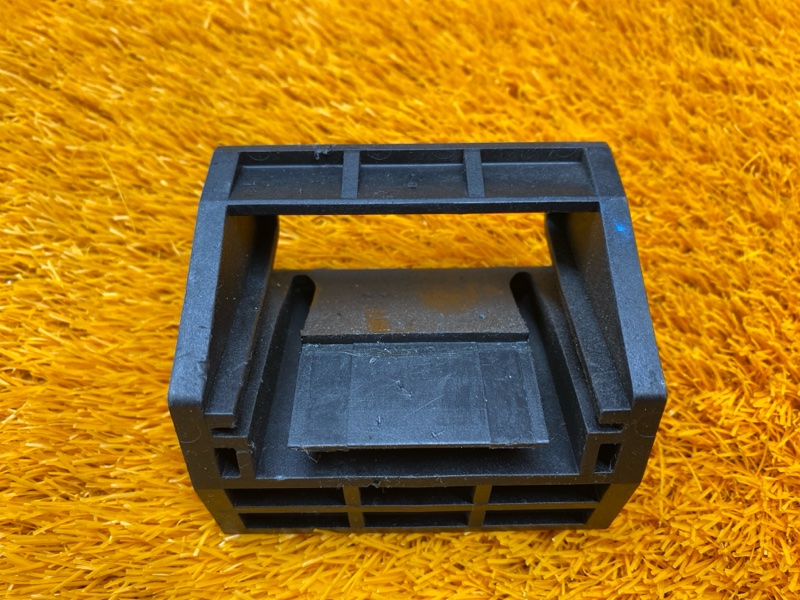 Кронштейн радиатора, 300 рублей, Красноярск