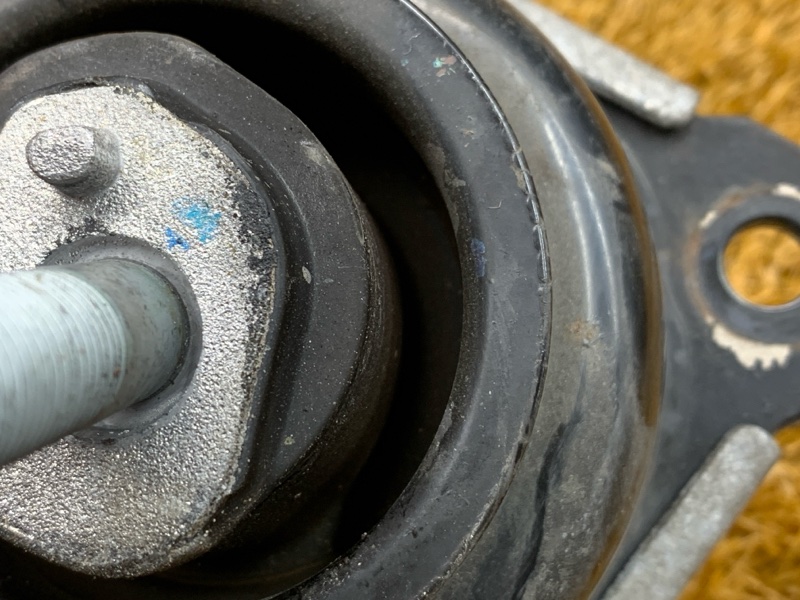 подушка двигателя, 1000 рублей, Красноярск