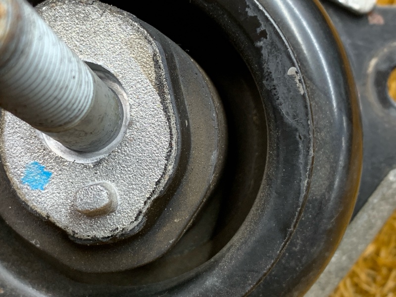 подушка двигателя, 1000 рублей, Красноярск