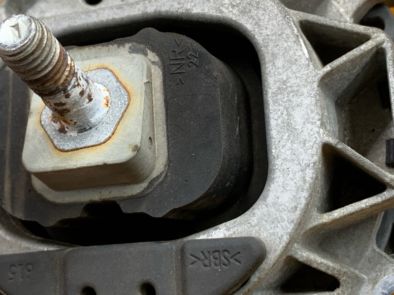 подушка двигателя, 3000 рублей, Красноярск