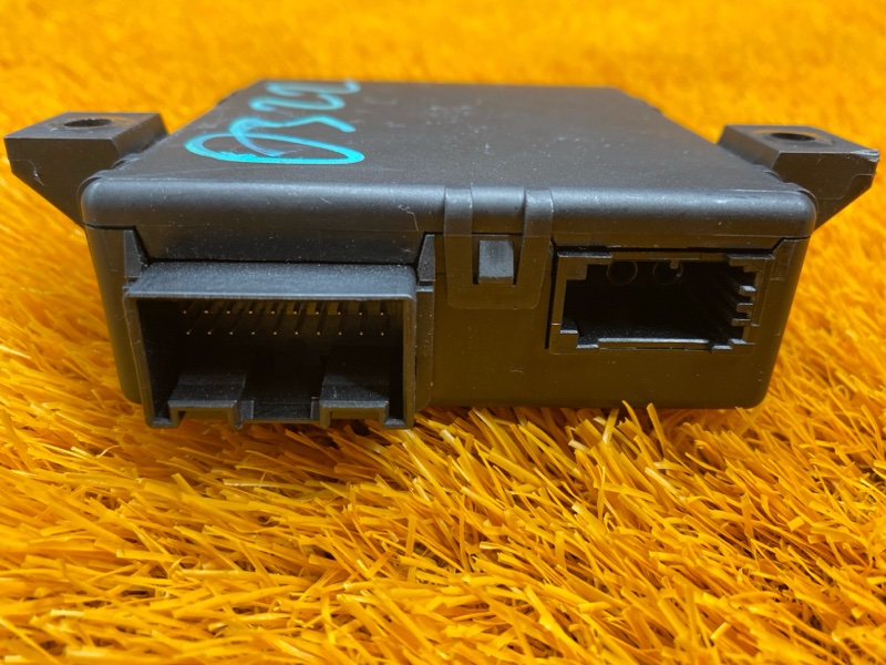 блок управления интерфейсом, 500 рублей, Красноярск