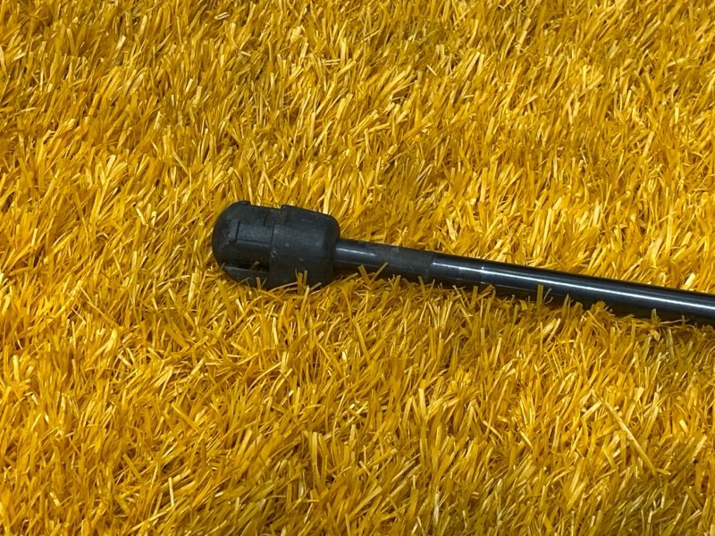 амортизатор капота, 500 рублей, Красноярск