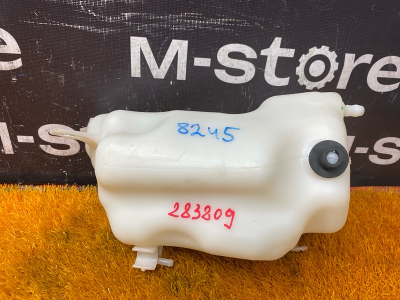 Бачок омывателя фар, 350 рублей, Красноярск