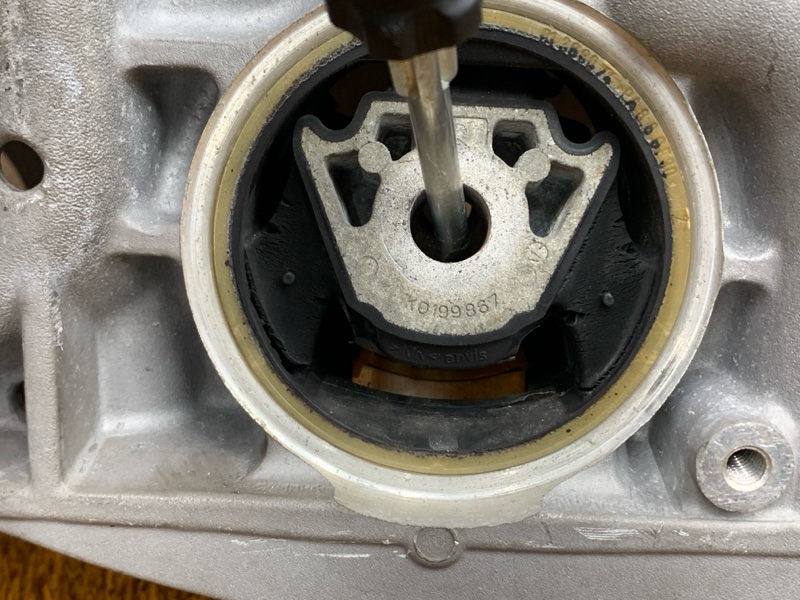 Балка поперечная (подрамник), 2500 рублей, Красноярск