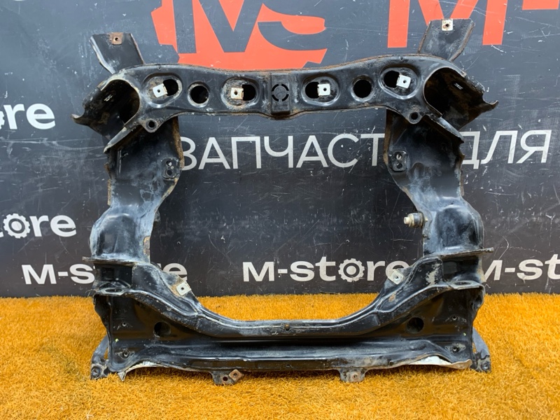 Балка поперечная (подрамник), 45000 рублей, Красноярск