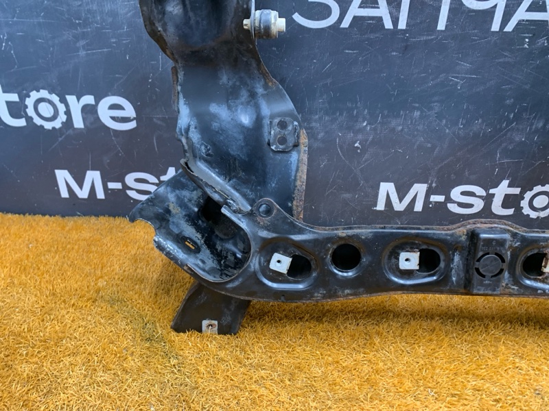 Балка поперечная (подрамник), 45000 рублей, Красноярск