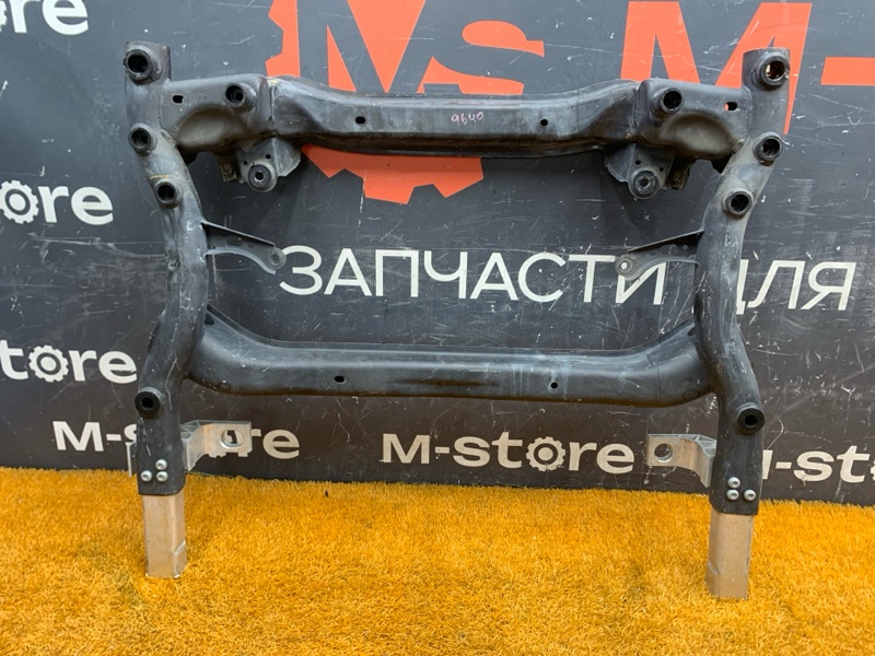 Балка поперечная (подрамник), 25000 рублей, Красноярск