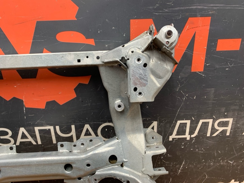 Балка поперечная (подрамник), 39000 рублей, Красноярск