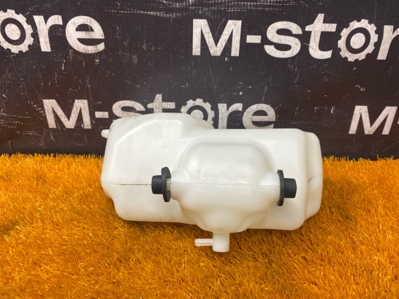 Бачок омывателя фар, 300 рублей, Красноярск