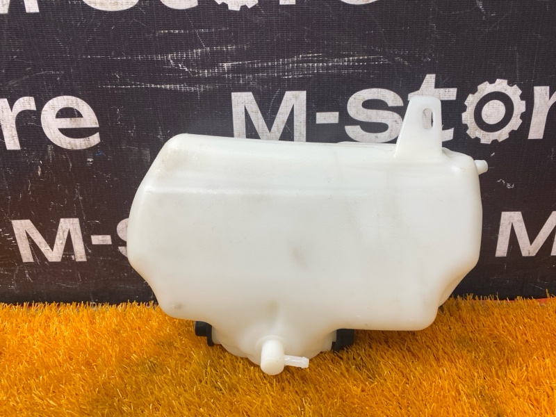 Бачок омывателя фар, 300 рублей, Красноярск