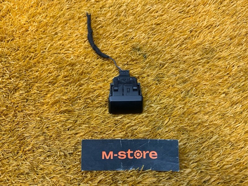 Кнопка открывания бардачка, 300 рублей, Красноярск