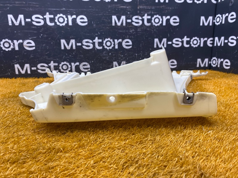 крепление бампера, 1500 рублей, Красноярск