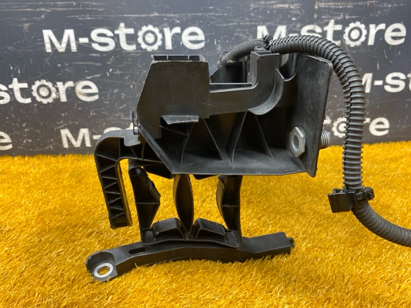 кронштейн фары, 5000 рублей, Красноярск