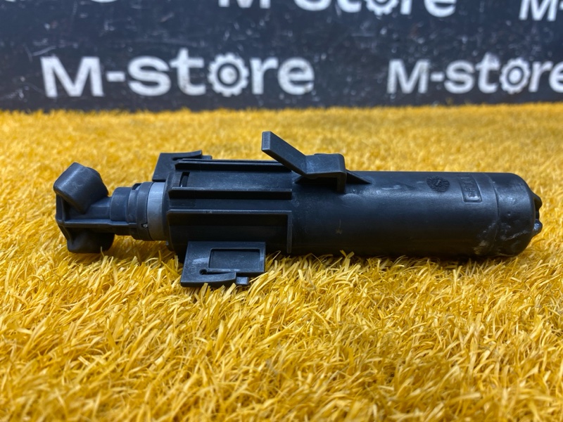 Форсунка омывателя фары, 1000 рублей, Красноярск