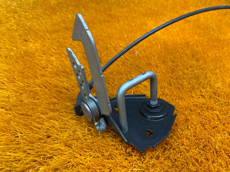 замок капота, 700 рублей, Красноярск