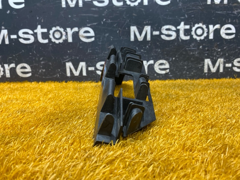 крепление бампера, 600 рублей, Красноярск