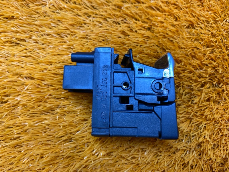 Кнопка стояночного тормоза, 300 рублей, Красноярск