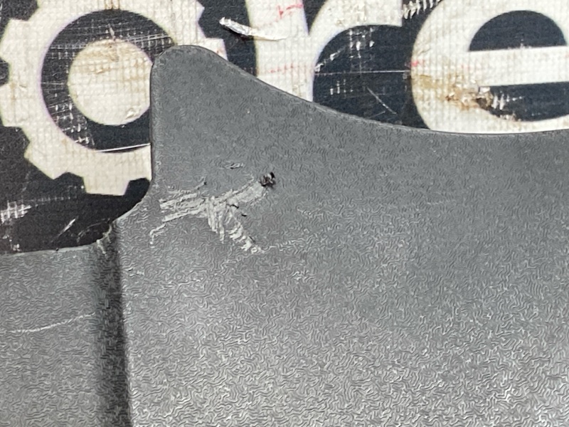 крышка двигателя, 500 рублей, Красноярск