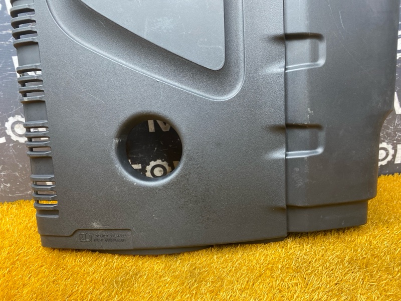 крышка двигателя, 2000 рублей, Красноярск