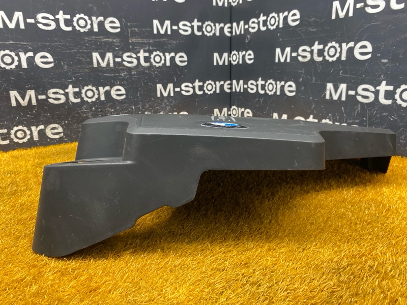 крышка двигателя, 1000 рублей, Красноярск