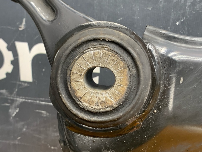 Балка поперечная (подрамник), 4000 рублей, Красноярск