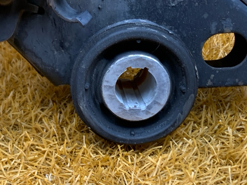 Балка поперечная (подрамник), 15000 рублей, Красноярск