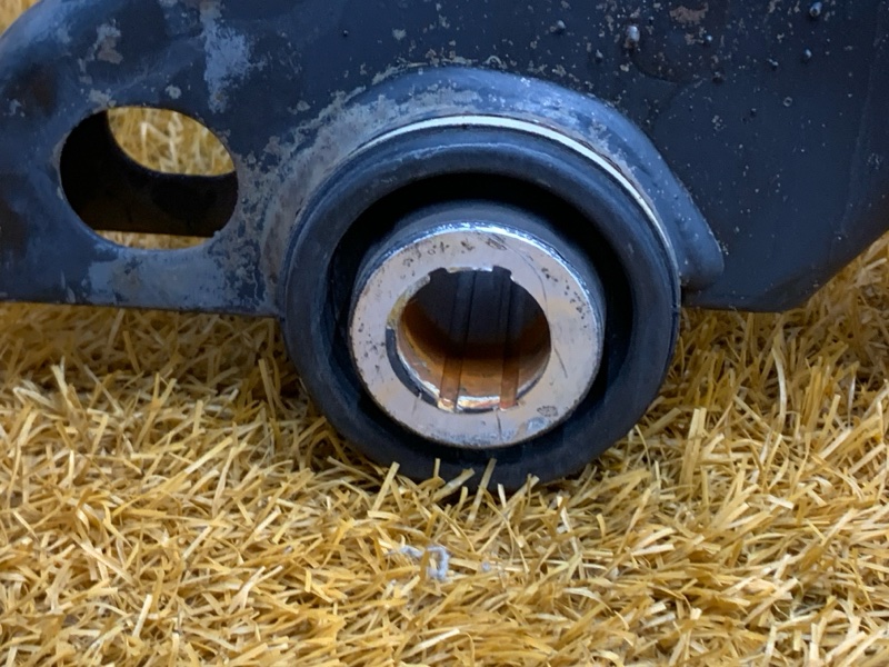 Балка поперечная (подрамник), 15000 рублей, Красноярск