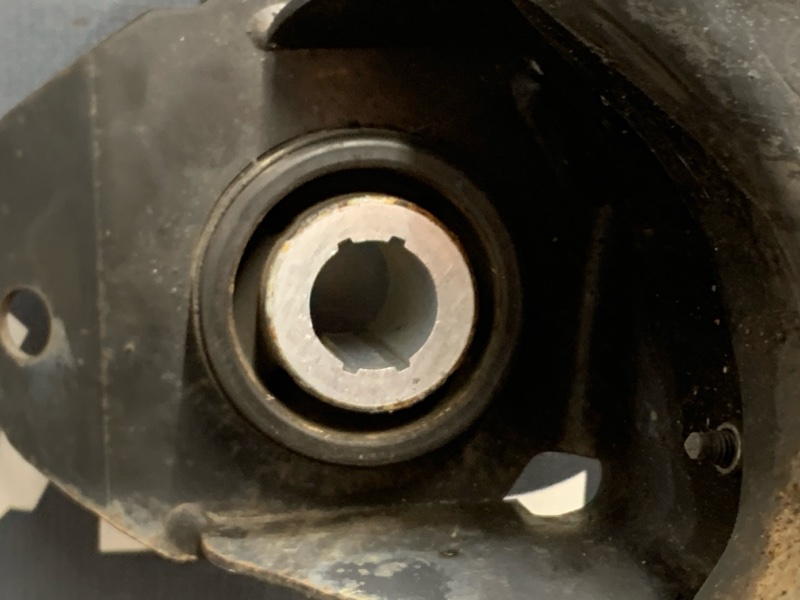 Балка поперечная (подрамник), 8700 рублей, Красноярск