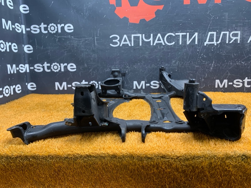 Балка поперечная (подрамник), 10200 рублей, Красноярск