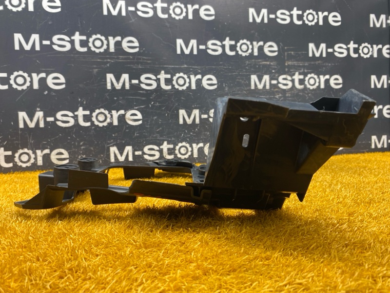 крепление бампера, 1500 рублей, Красноярск