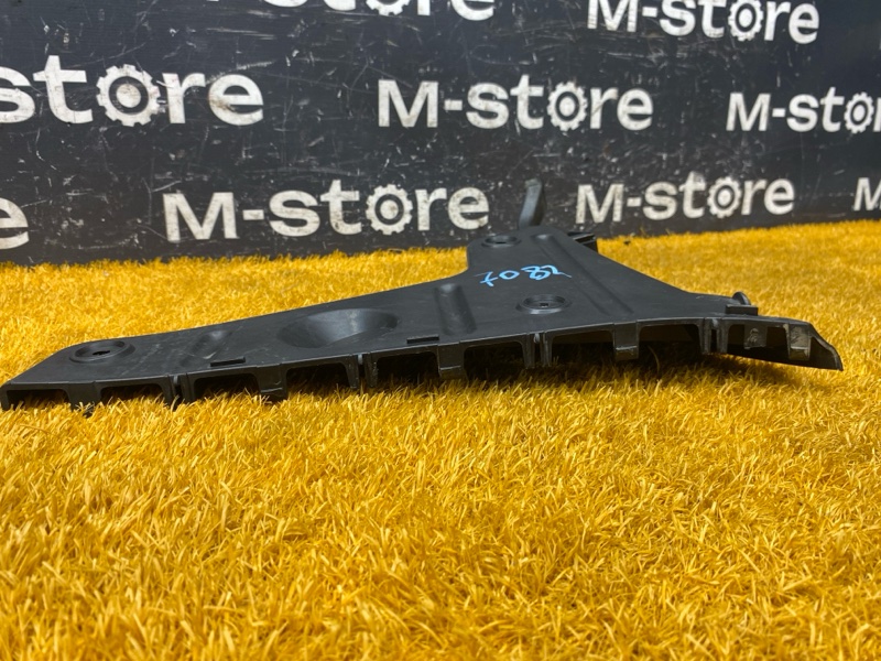 крепление бампера, 500 рублей, Красноярск