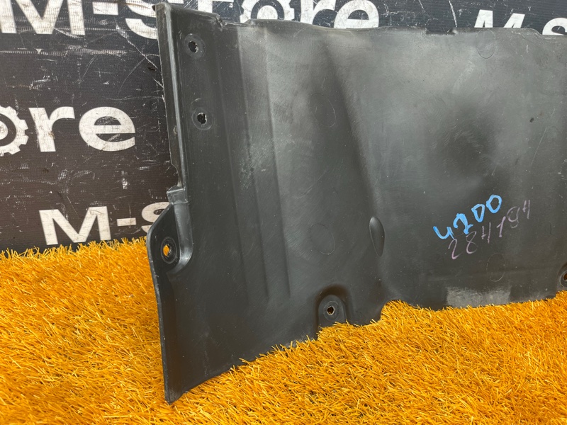 подкрылок, 1000 рублей, Красноярск