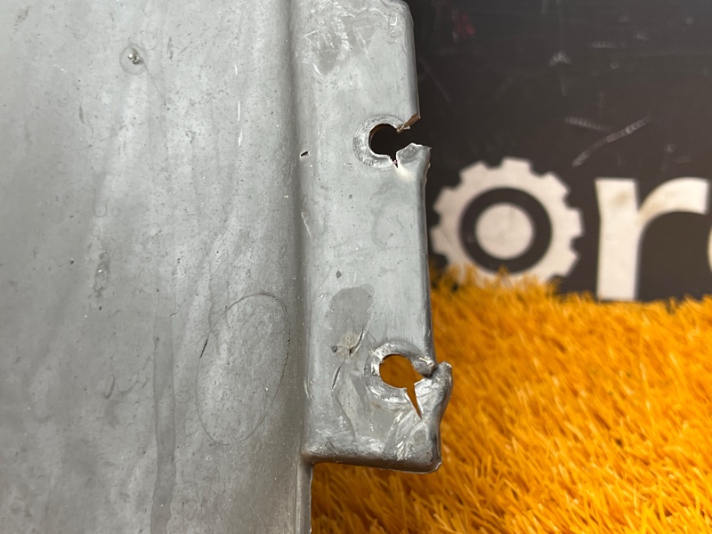 подкрылок, 1000 рублей, Красноярск