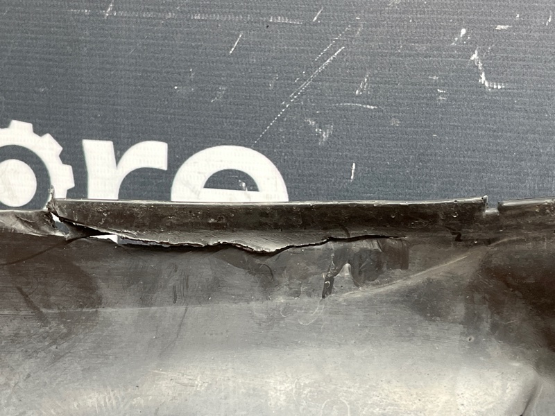 подкрылок, 2000 рублей, Красноярск