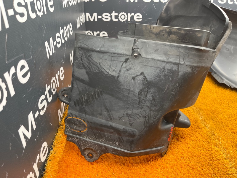 подкрылок, 2500 рублей, Красноярск