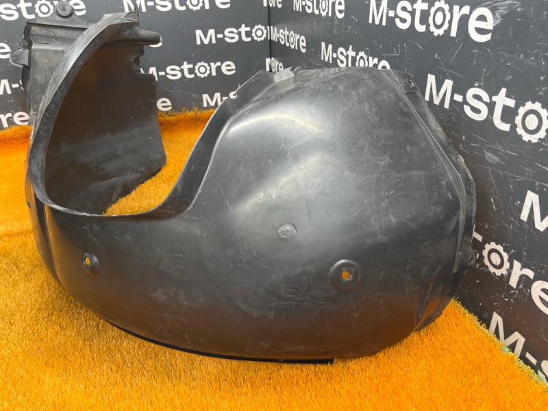 подкрылок, 2500 рублей, Красноярск