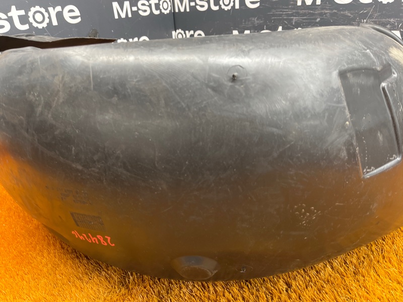 подкрылок, 700 рублей, Красноярск