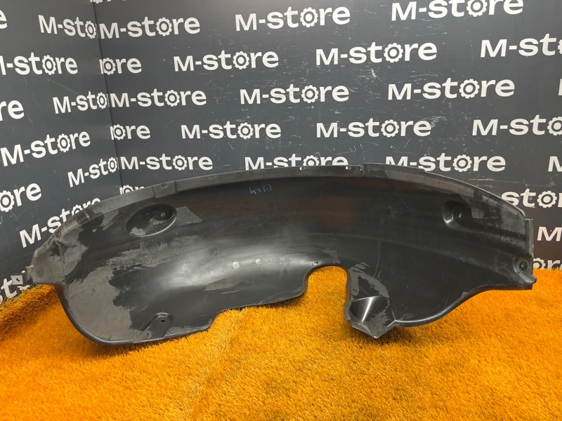 подкрылок, 500 рублей, Красноярск