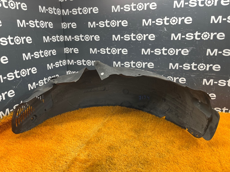 подкрылок, 500 рублей, Красноярск