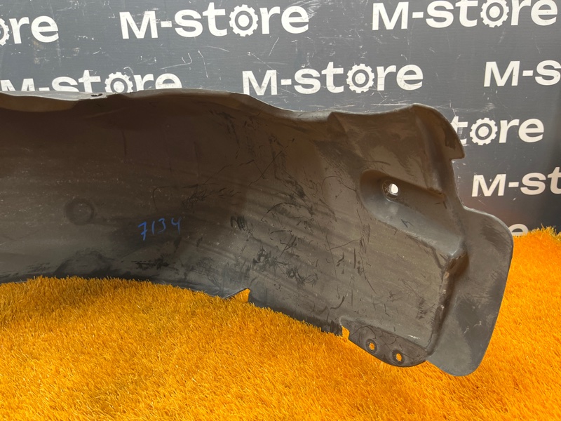 подкрылок, 500 рублей, Красноярск