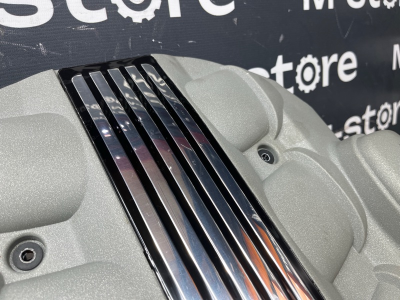 крышка двигателя, 1000 рублей, Красноярск