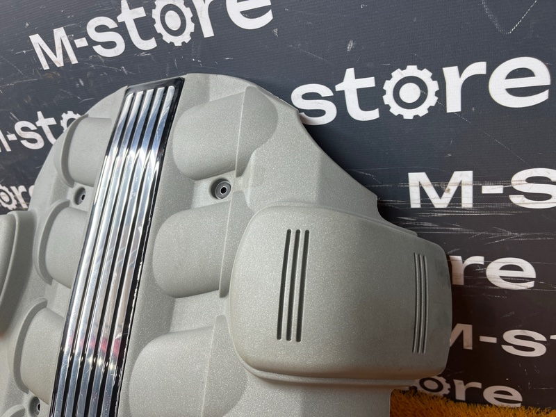 крышка двигателя, 1000 рублей, Красноярск