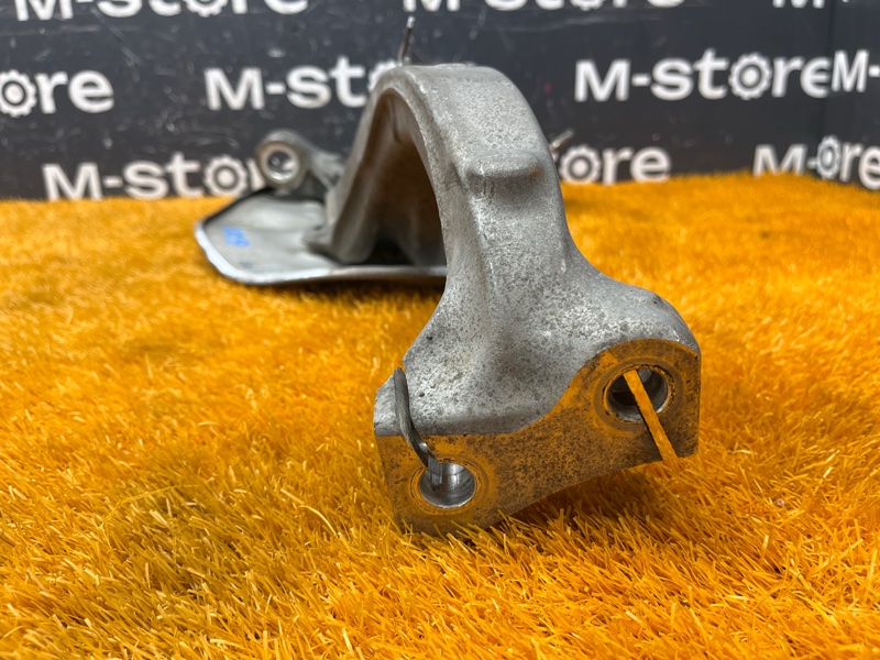 кулак поворотный, 15000 рублей, Красноярск