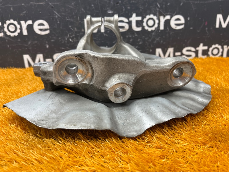 кулак поворотный, 1000 рублей, Красноярск